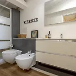 Raffaello Charming Near Duomo Square Appartement
