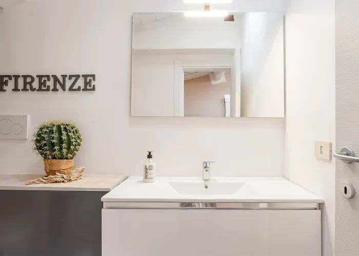 Raffaello Charming Near Duomo Square * Florencie