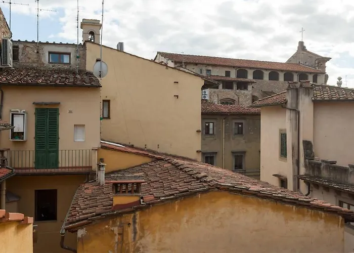 Raffaello Charming Near Duomo Square