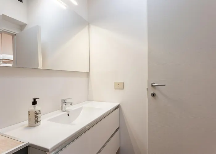 Raffaello Charming Near Duomo Square * Florencie